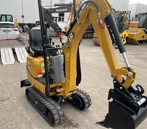 2021 Minibagger Caterpillar 300.9D
